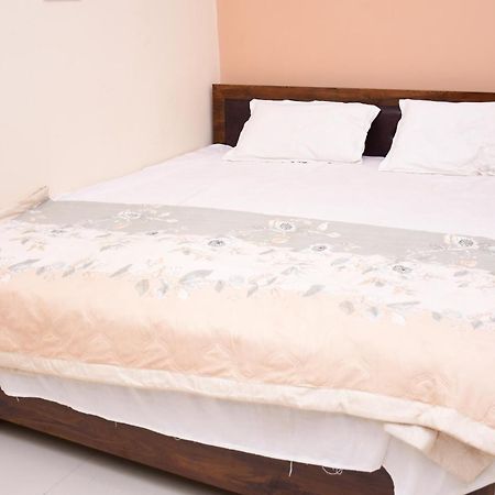 Shree Ram Hotel Ayodhya Eksteriør bilde
