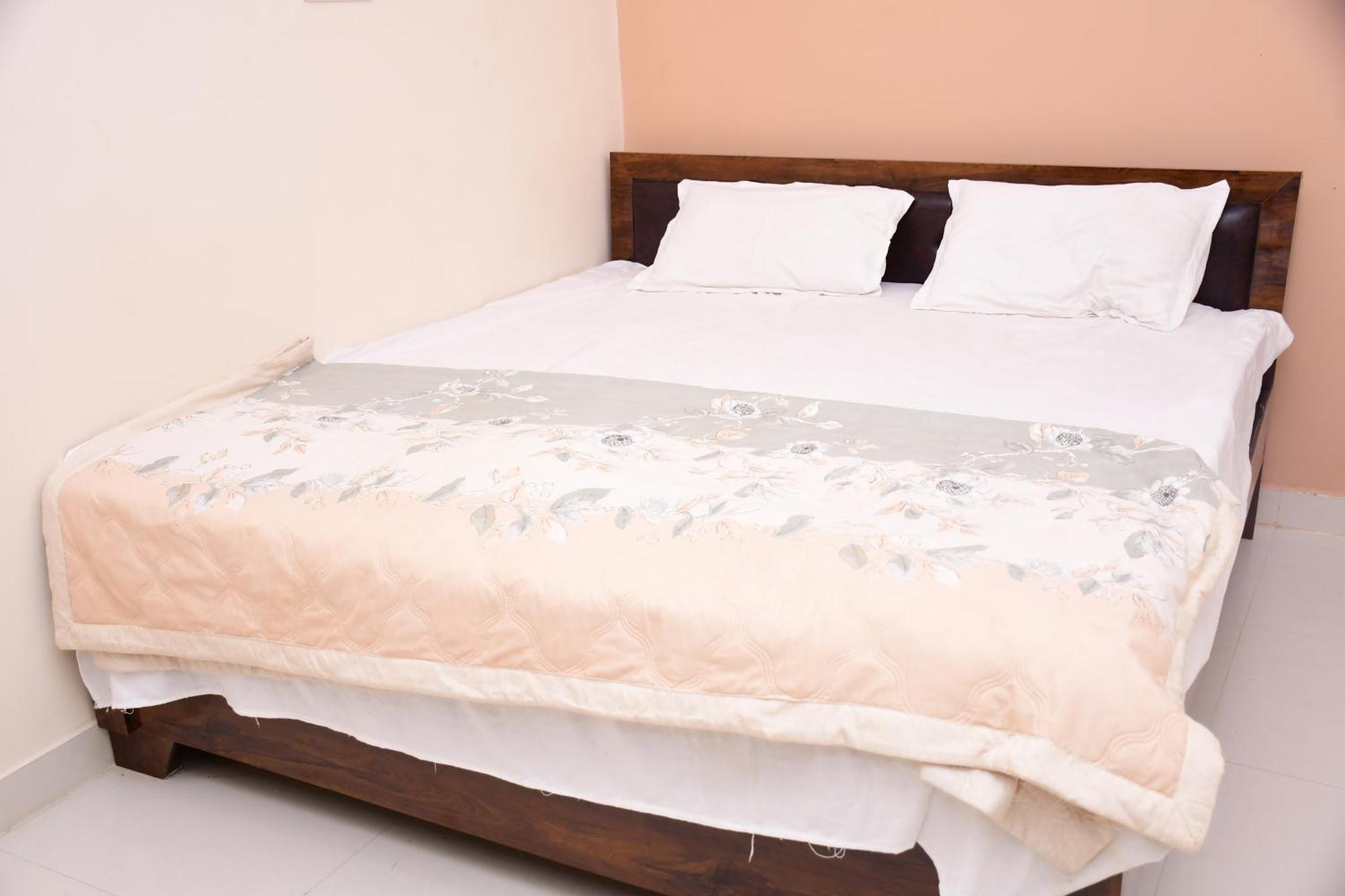 Shree Ram Hotel Ayodhya Eksteriør bilde
